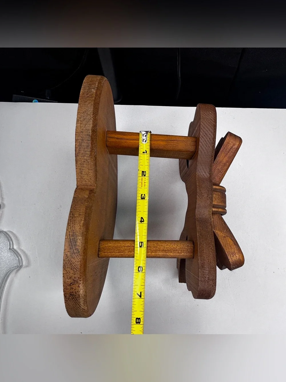 Antique Vtg Oak Wooden Bow Heart Pattern Wall Mounted Quilt Holder Grandma Core
